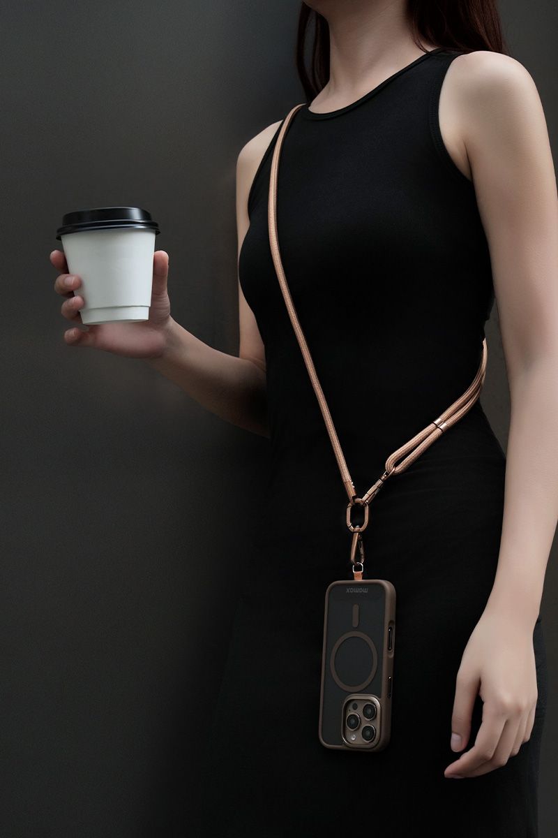 Skip to the beginning of the images gallery Momax Cord cros-body Strap - Gold