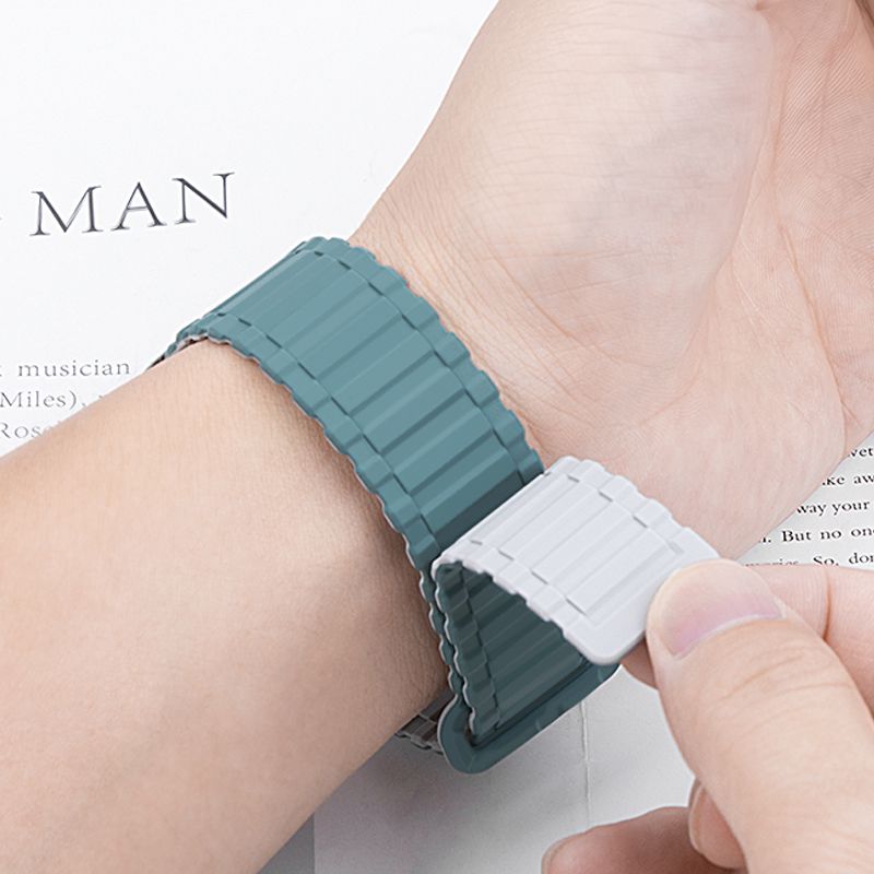 Apple Watch 38 / 40 / 41 / 42mm hoco. iWatch WA06 Flexible series military pattern magnetic silicone strap - green shirt gray
