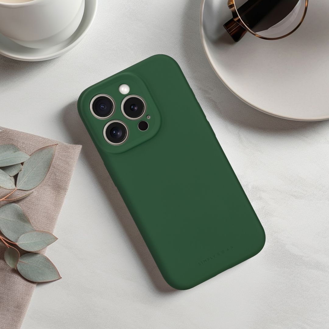 iPhone 16 Pro Max Simply Roar Hyper Silicone Case (MagSafe Compatible) - Green