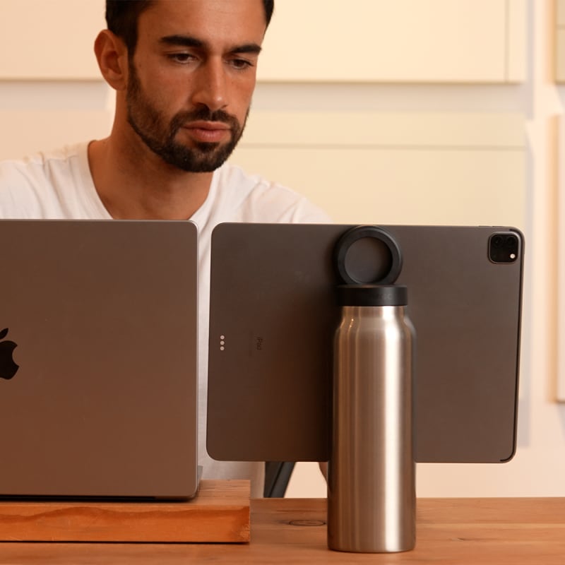 Ringo Water Bottle with Magnetic Phone Mount - Stainless 710ml (24oz)